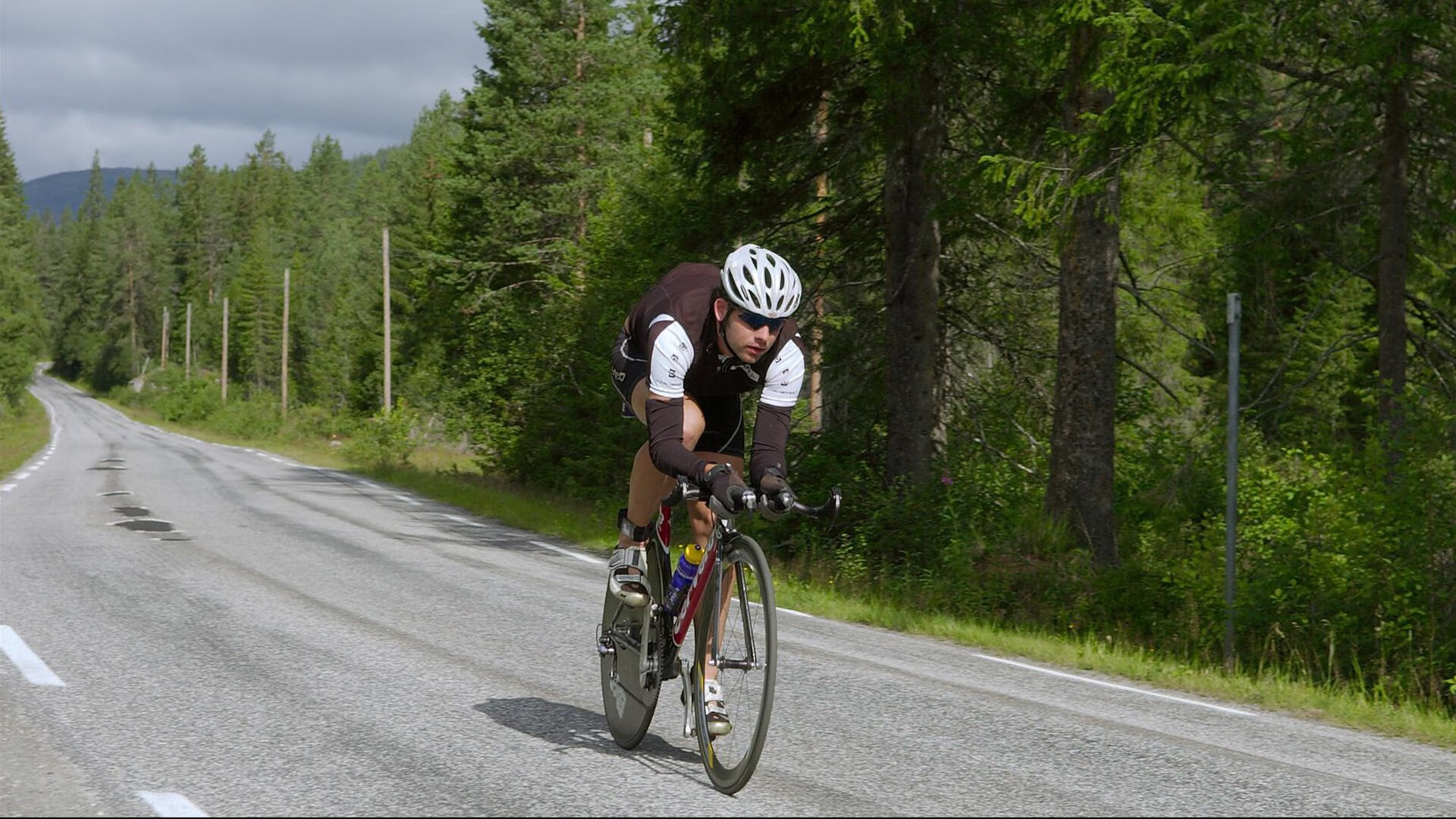 九游体育官网首页-_生态户外跑：绿色环保的自然体验_，户外运动环保
